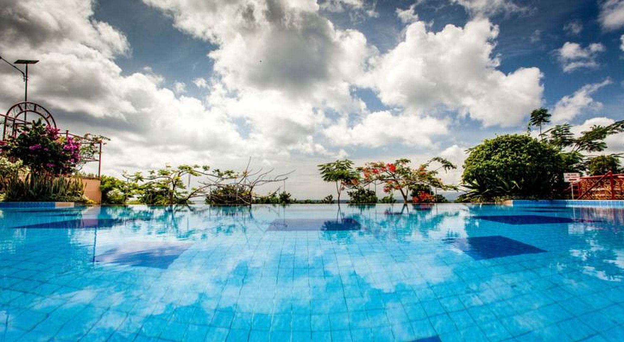 Aston Niu Manokwari Hotel & Conference Center Exteriör bild