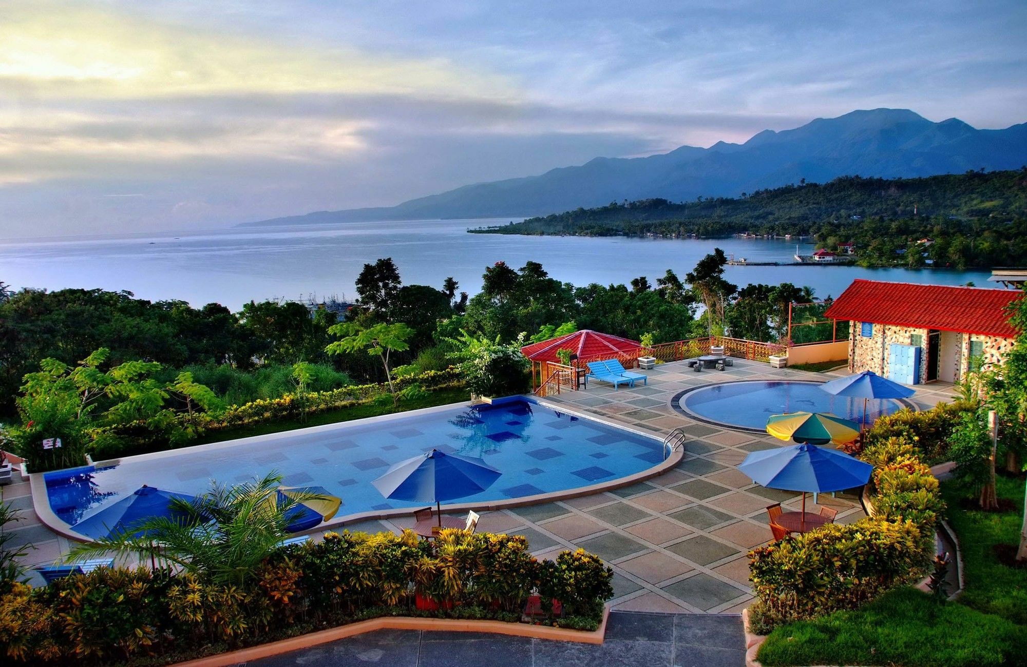 Aston Niu Manokwari Hotel & Conference Center Exteriör bild